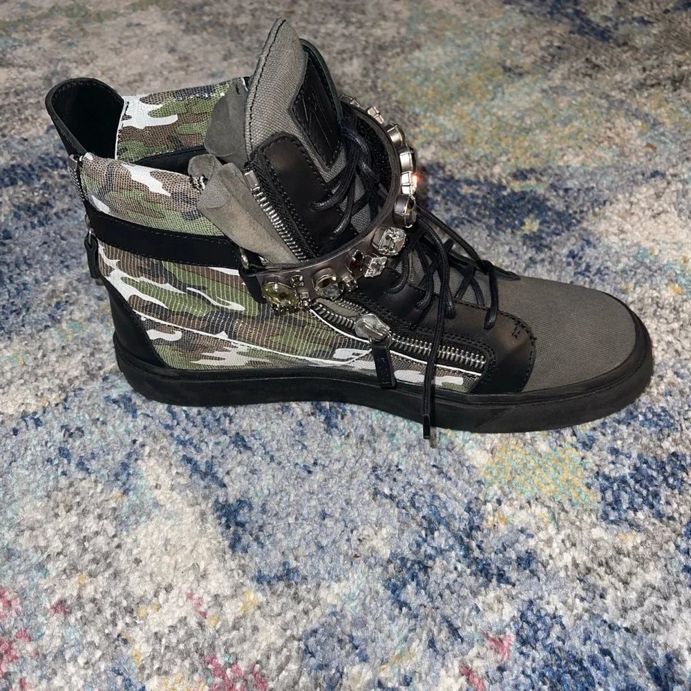Men Giuseppi Zanotti Camo Sneakers - Picture 5 of 8